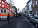 Einsatz Feuerwehr SEK Polizei Koeln Nippes Merheimerstr P143